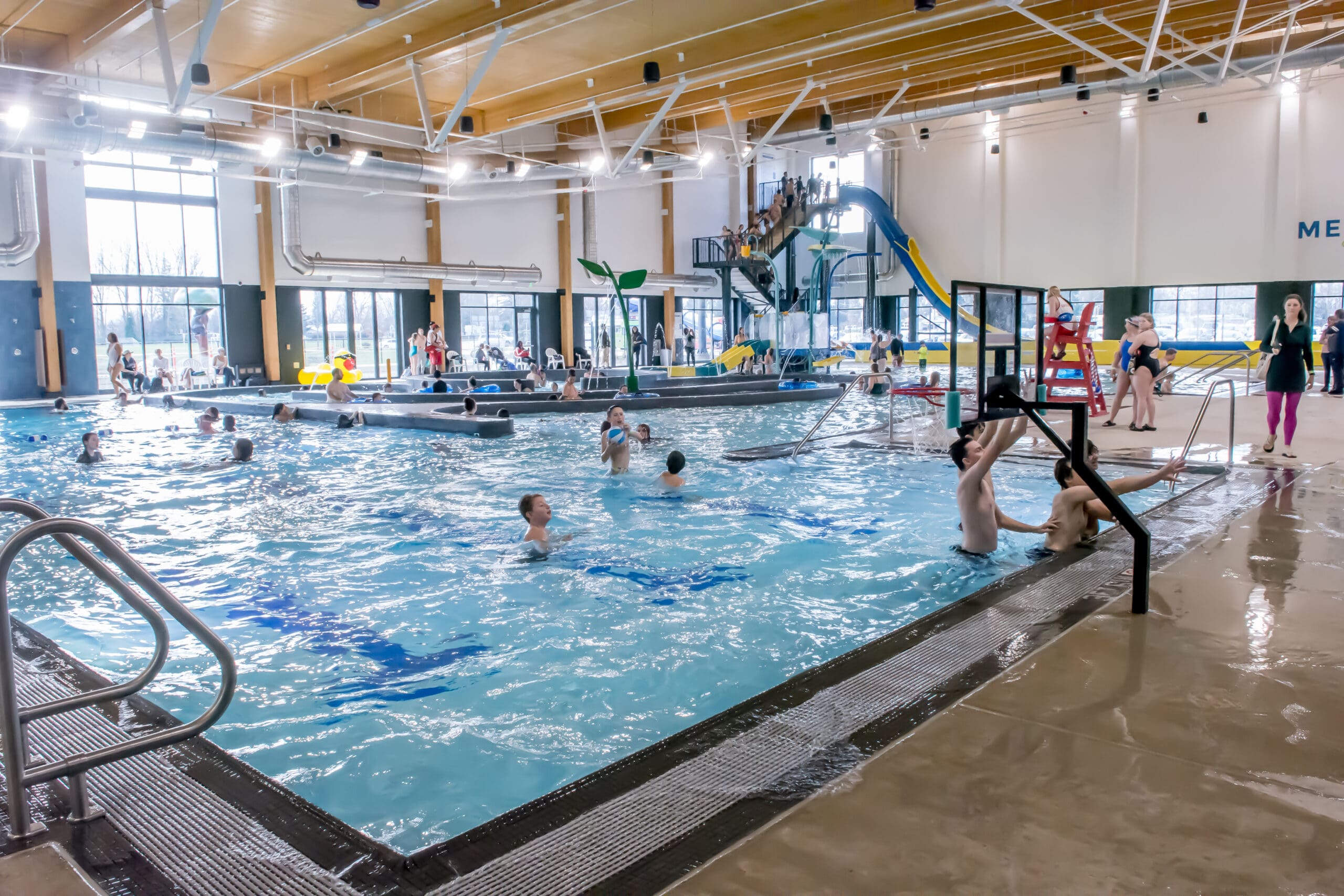 aquatic-center-rogue-x-rogue-credit-union-community-complex